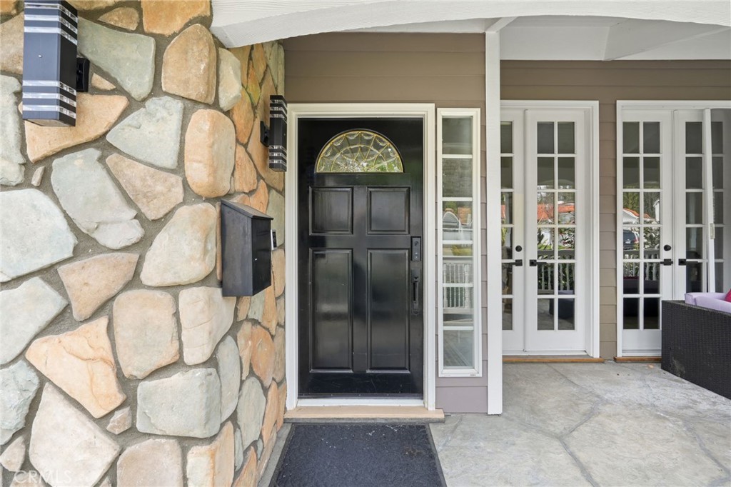2338 Stormcroft Court