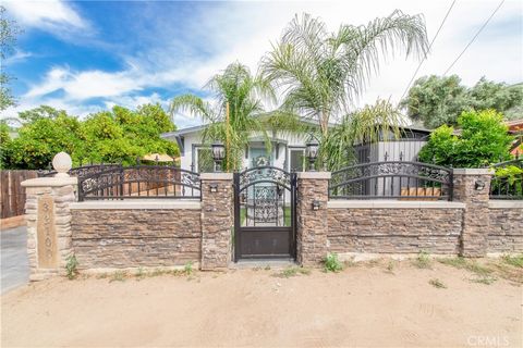 A home in Lake Elsinore