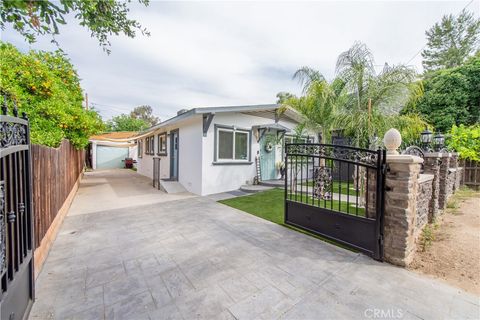 A home in Lake Elsinore