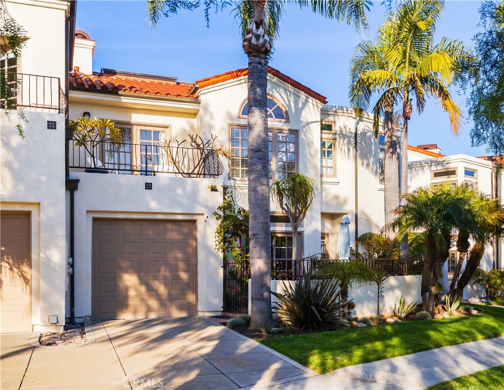 24421 Santa Clara Avenue