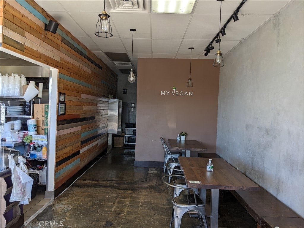 1759 Colorado Boulevard