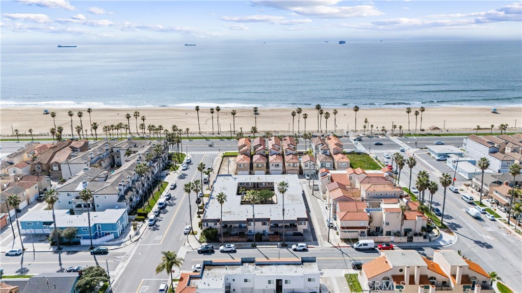 Downtown Area (DOWN) - Residential Income