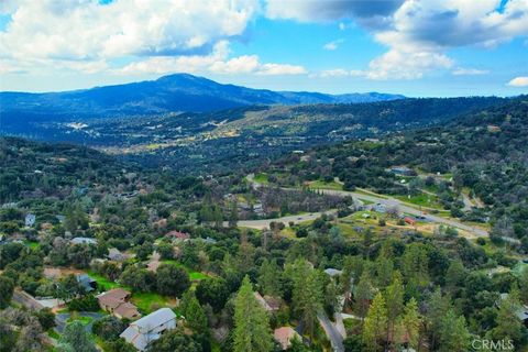 A home in Oakhurst