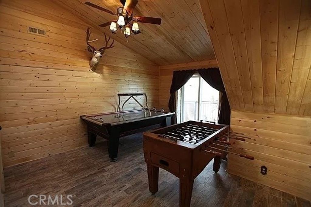 listing image 130729262121476775251