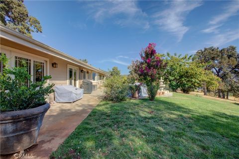 A home in Mariposa