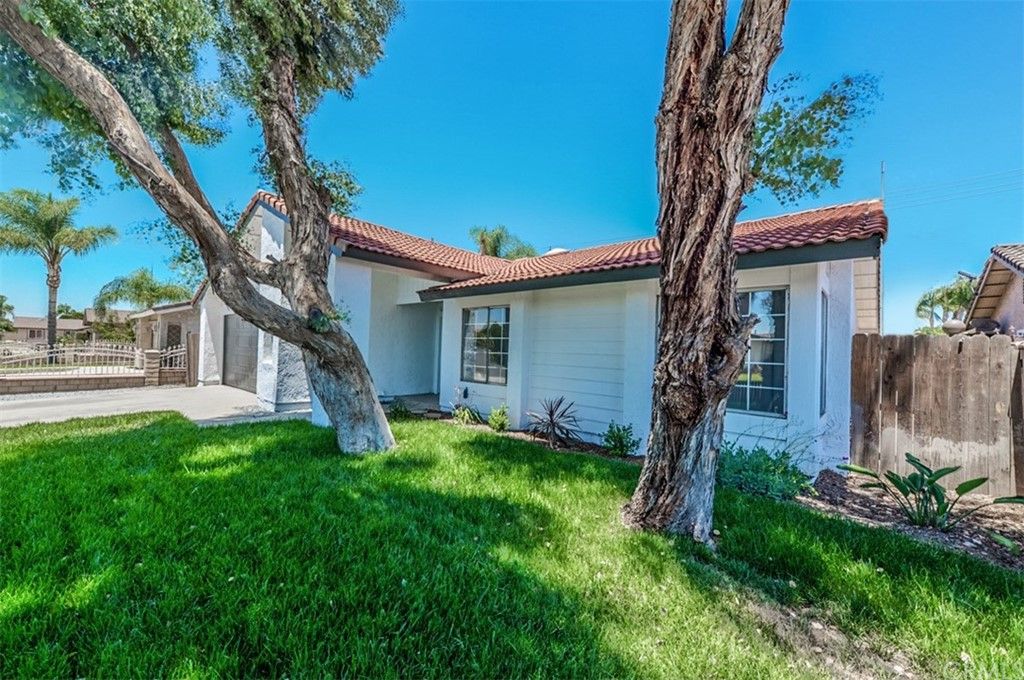 listing image 130724611568981399858