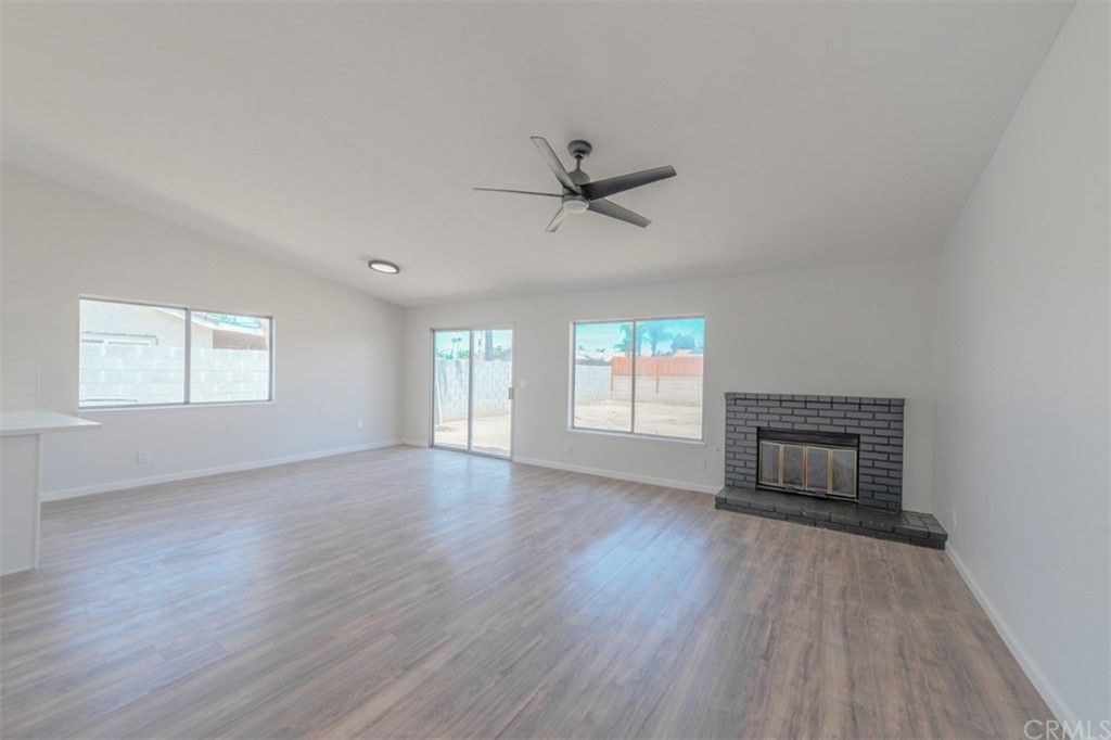 listing image 130726215934686943109
