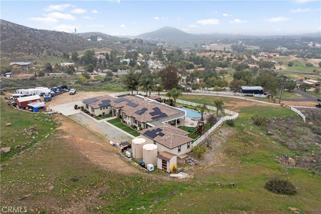 listing image 72