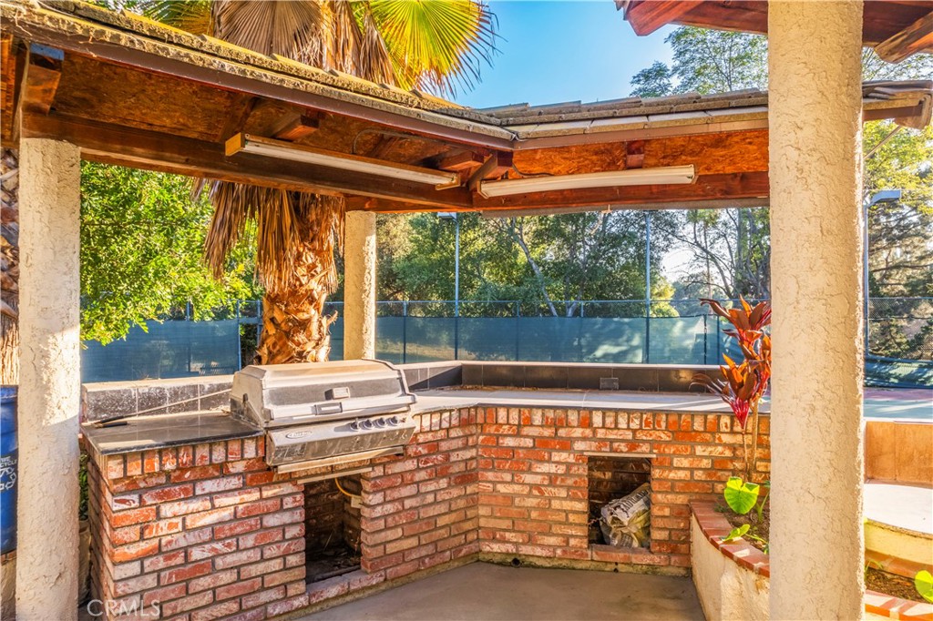 Photo 44 of 50 of 2903 N Monte Verde Drive house