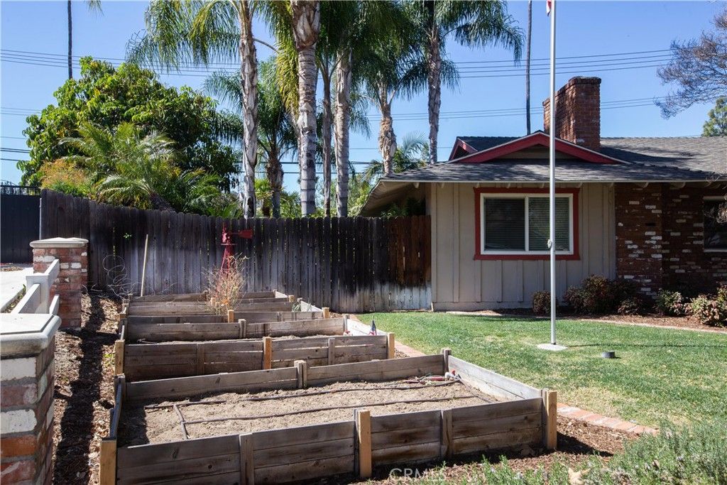 listing image 44