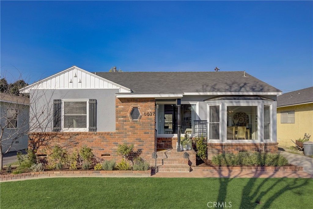 listing image 130722824373604925539