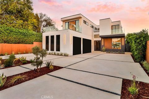 A home in Woodland Hills