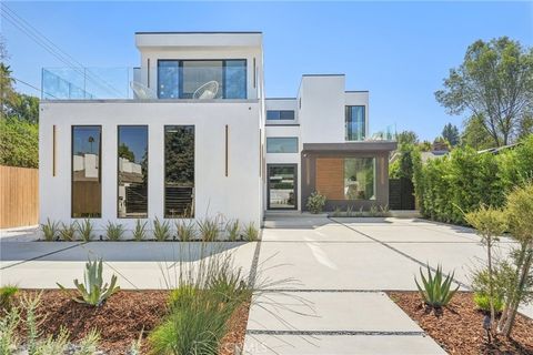 A home in Woodland Hills