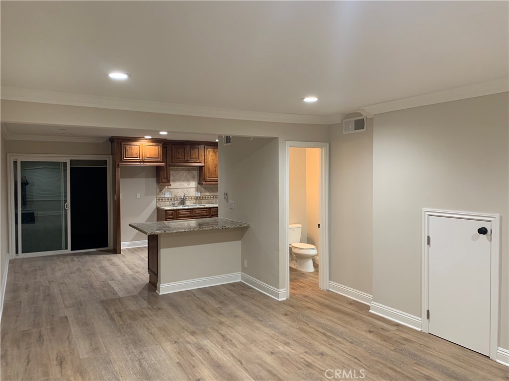 Jamestowne - Residential Lease