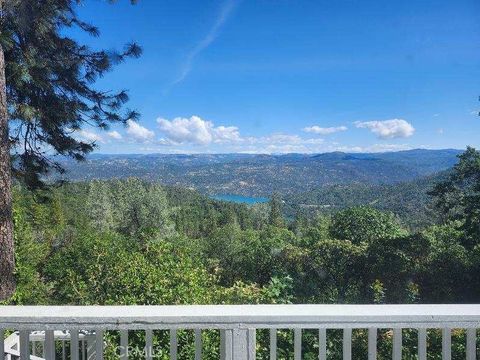 A home in Oroville