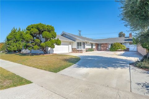 A home in Los Alamitos