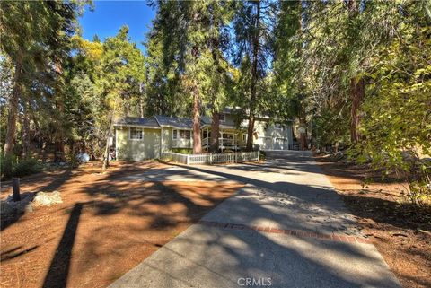 A home in Cedarpines Park