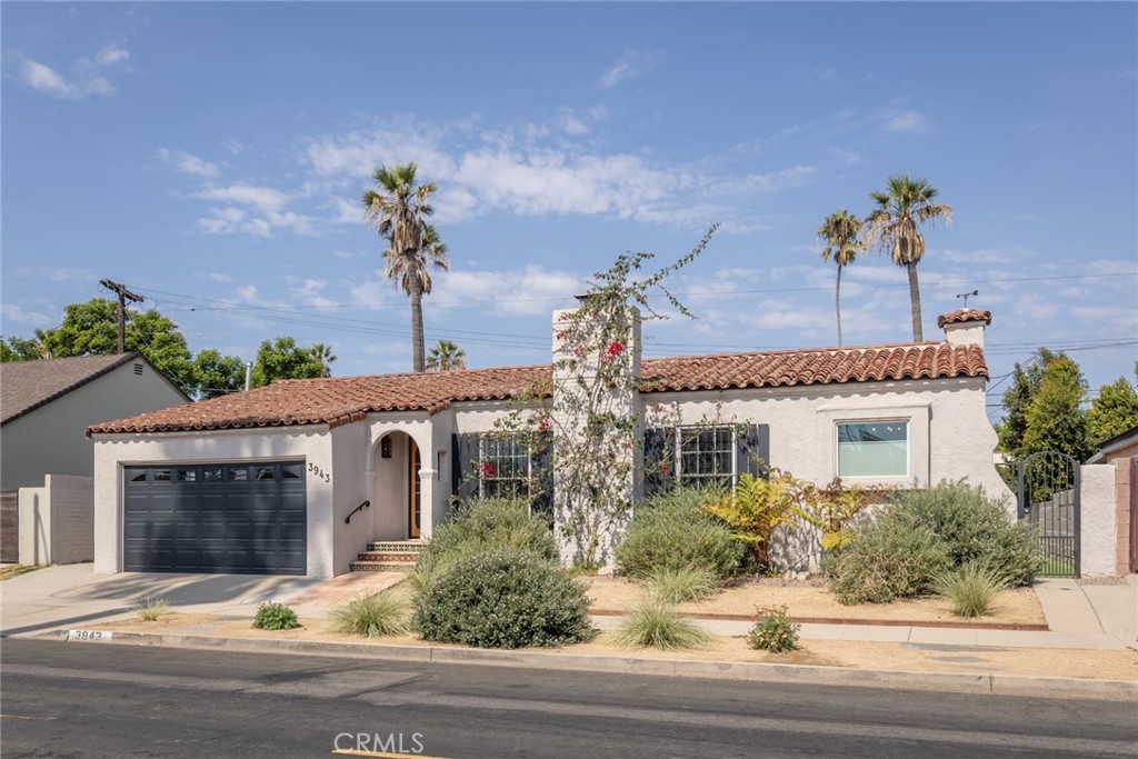 View Los Angeles, CA 90008 house
