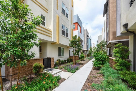 Featured picture for the property OC23077745