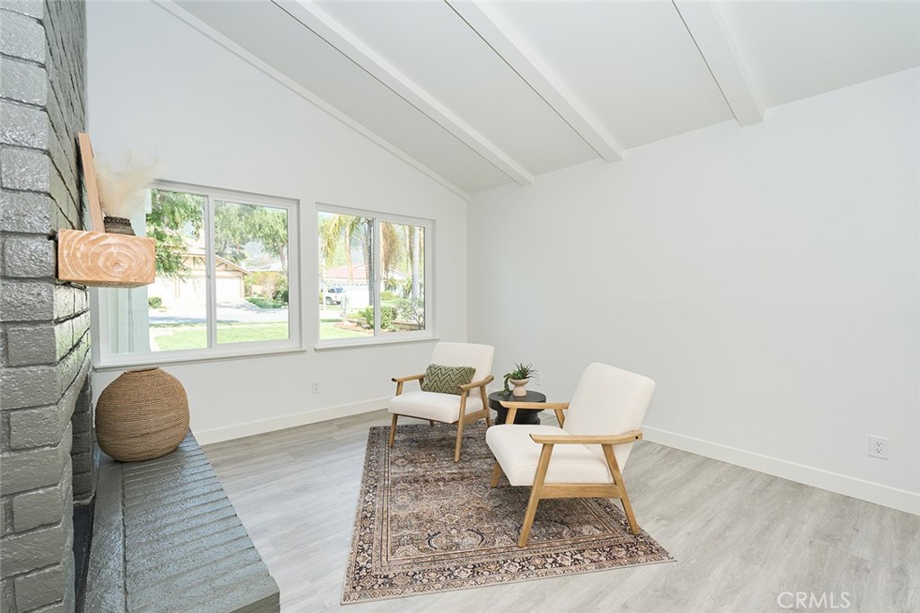1048 W 22nd Street