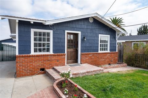 A home in Lomita