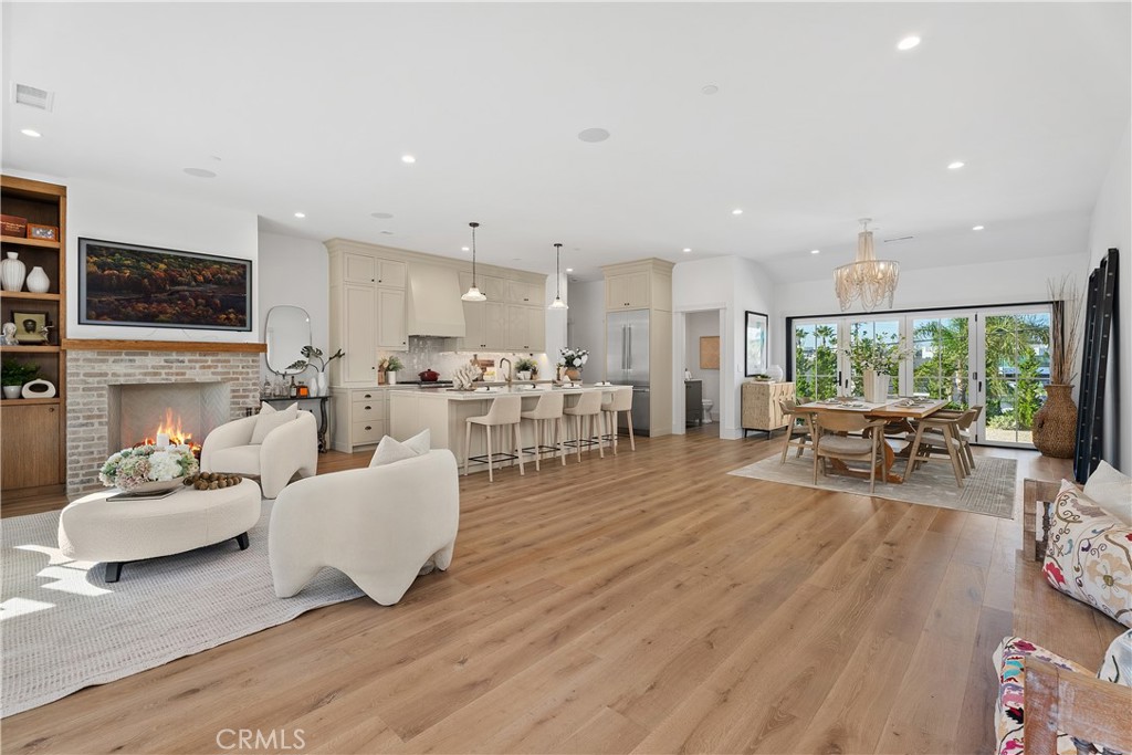 337 Holmwood Drive