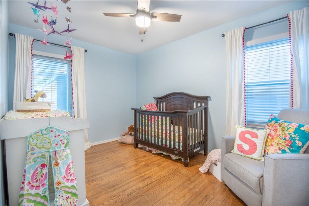 listing image 130727102470729595806