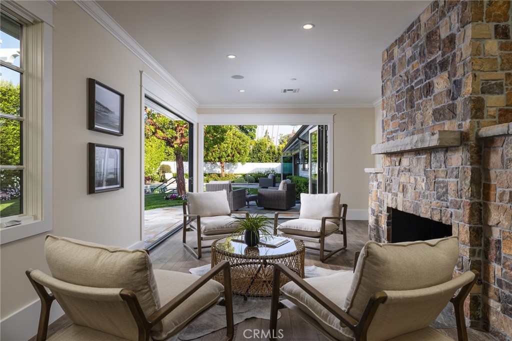 Irvine Terrace (IRVT) - Residential