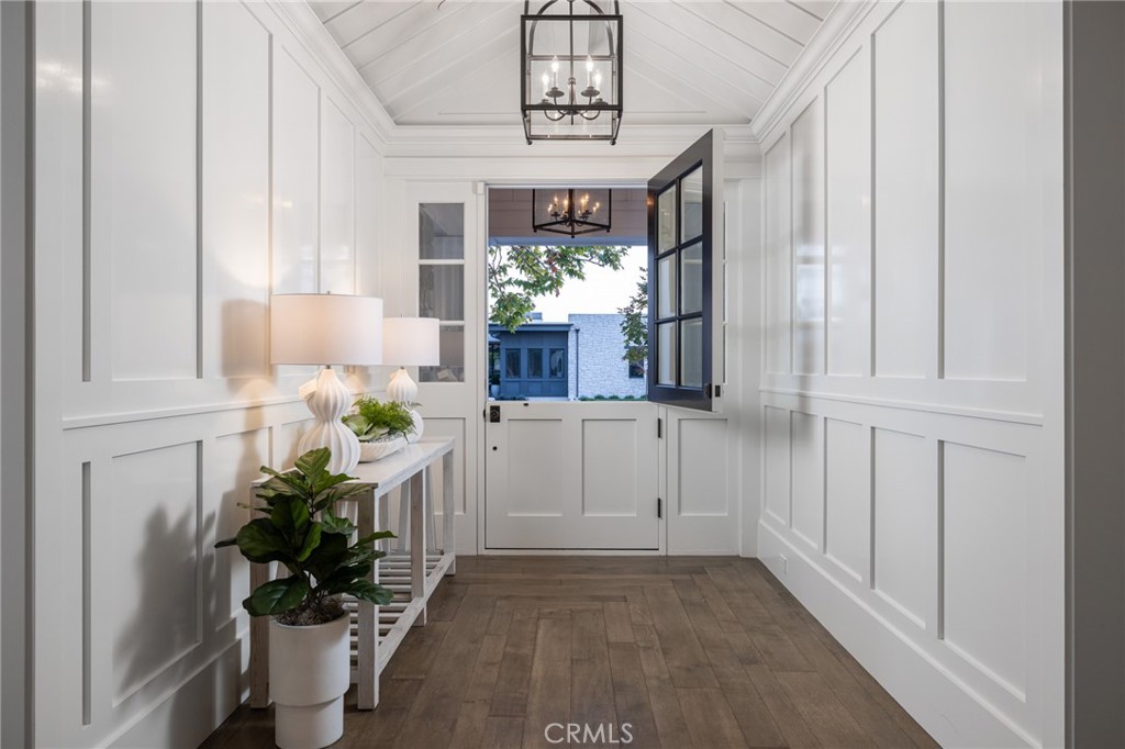 Irvine Terrace (IRVT) - Residential