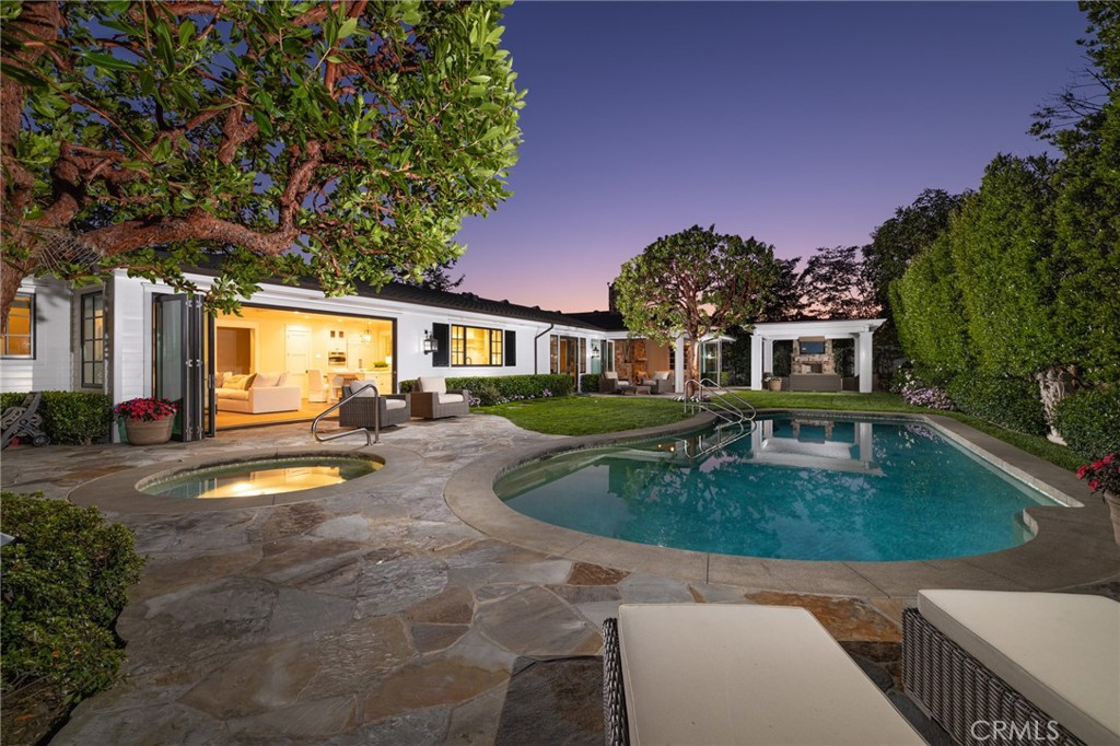 Irvine Terrace (IRVT) - Residential