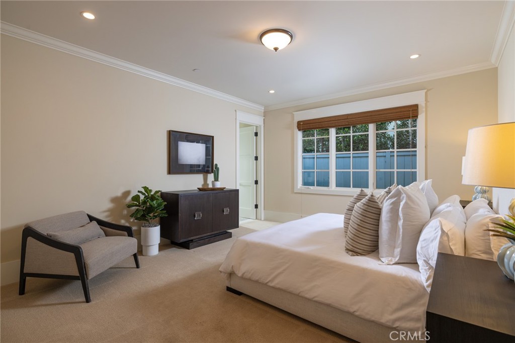 Irvine Terrace (IRVT) - Residential