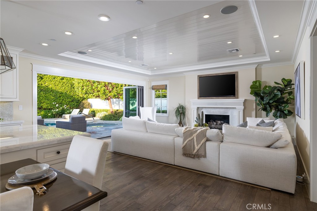 Irvine Terrace (IRVT) - Residential