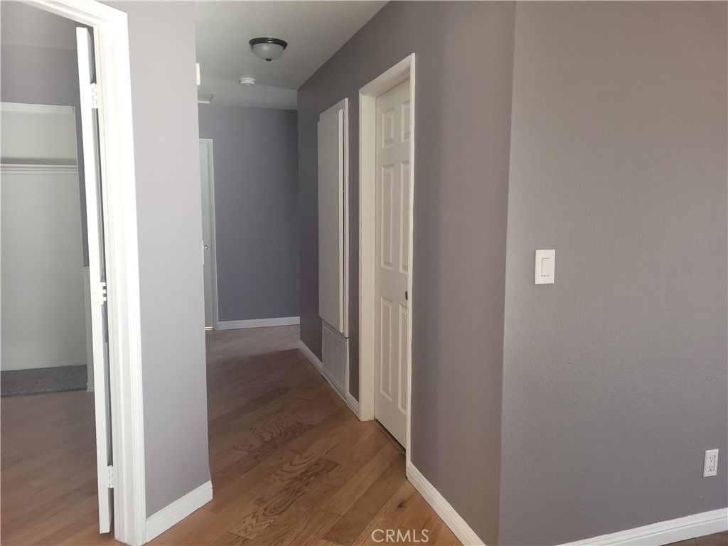 listing image 130721454477589059676