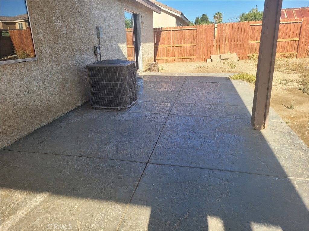 listing image 130720930111761594454