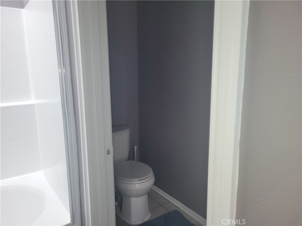 listing image 130721810537308582272