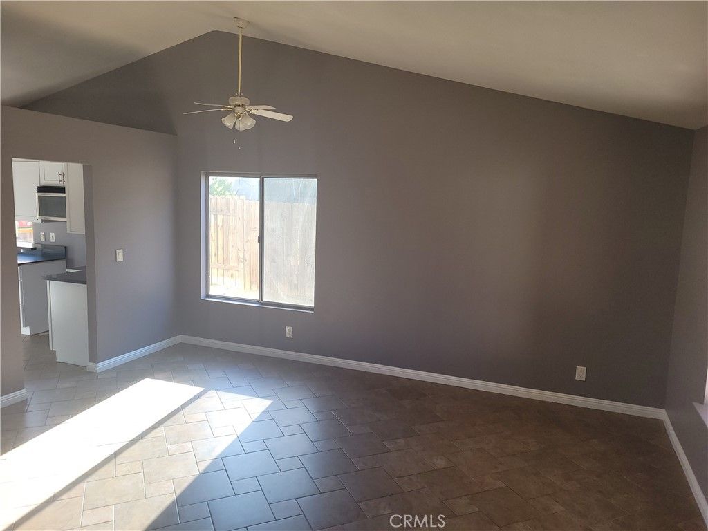 listing image 130725014290790439703