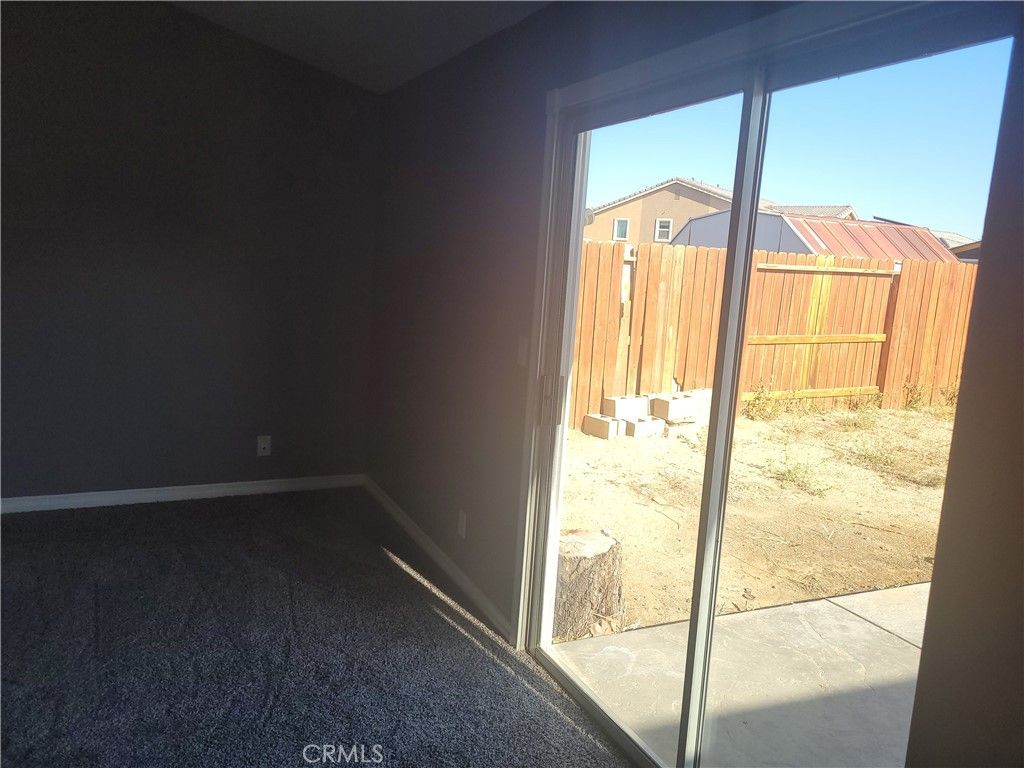 listing image 130723130714743259243