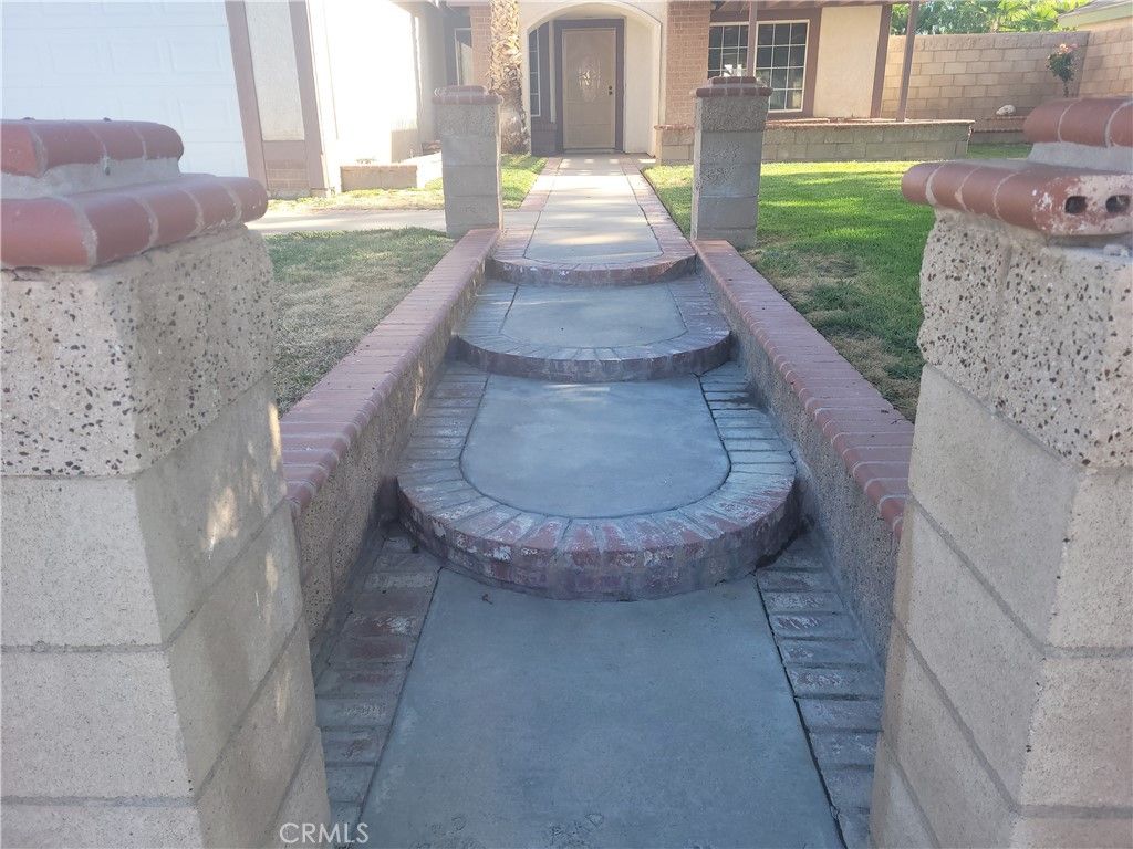 listing image 130729022086025278281