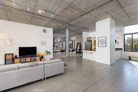 835 Locust Avenue 323 Long Beach CA 90813