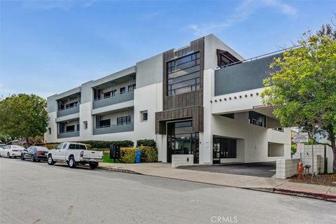 Tiny photo for 1035 Peach Street #302, San Luis Obispo, CA 93401 (MLS # SC25077243)