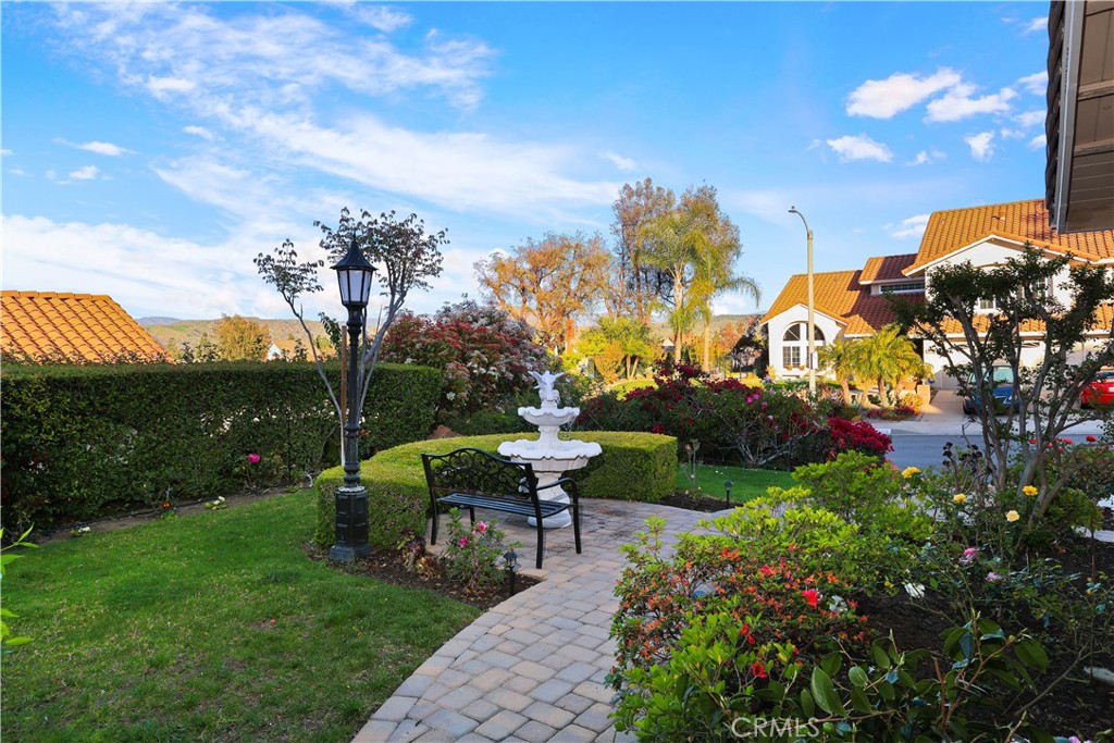 7411 E White Oak Ridge