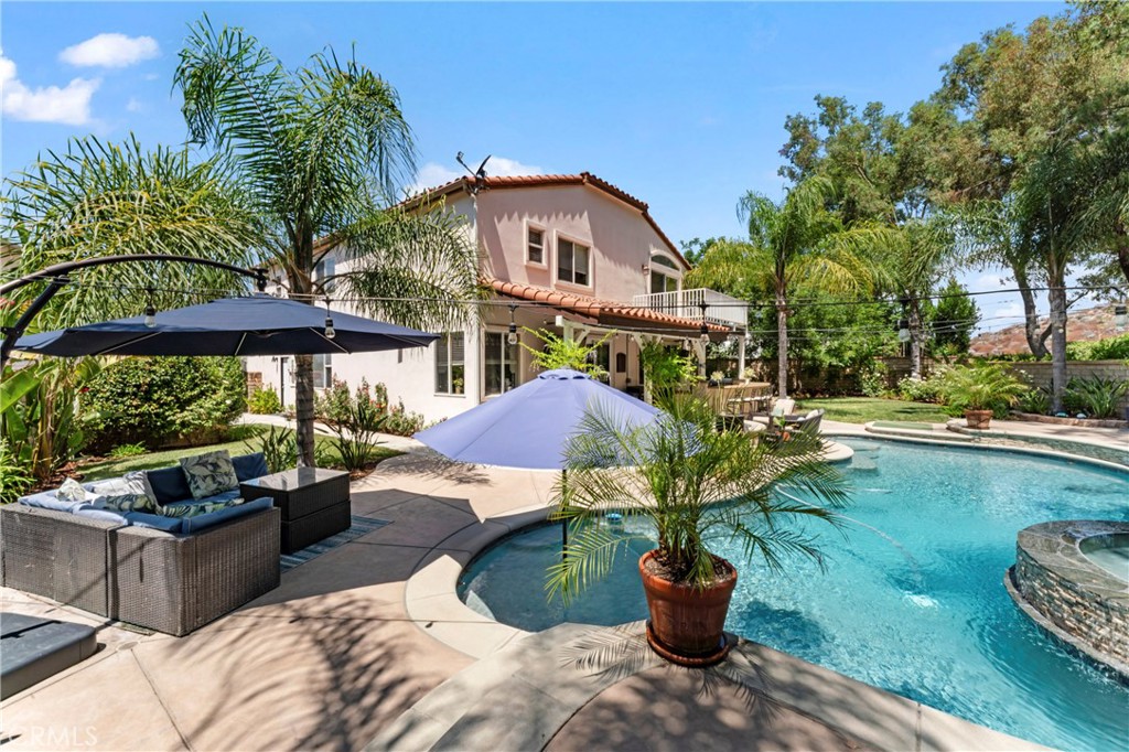 View Valencia, CA 91354 house