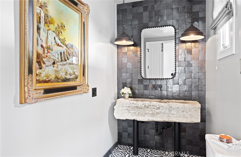 Emerald Bay (EB) - Residential