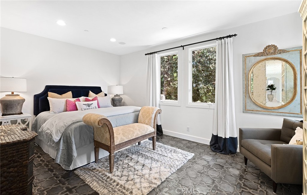 Emerald Bay (EB) - Residential