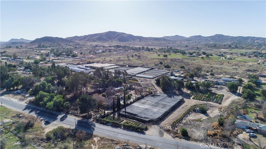 IF YOU ARE LOOKING FOR A BIG RETURN ON YOUR INVESMENT? DON’T LOOK FURTHER. PROPERTY IS PRODUCING A BIG SOURCE OF INCOME EVERY MONTH. 4 RENTALS IN PLACE, PLUS LOTS OF SPACE FOR STORAGE. 



ATTENTION ALL DEVELOPERS & INVESTORS!!! Builders & contractors with many possibilities! To develop **** 27.5+ acres****. The site is currently used for a nursery business. (check with the city) Water and electricity are already & connected. The possibilities are endless. Buyer to do his own investigation with the city for land use and possible subdivisions of the parcel.