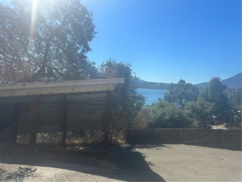 A home in Clearlake Oaks