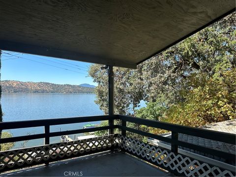 A home in Clearlake Oaks