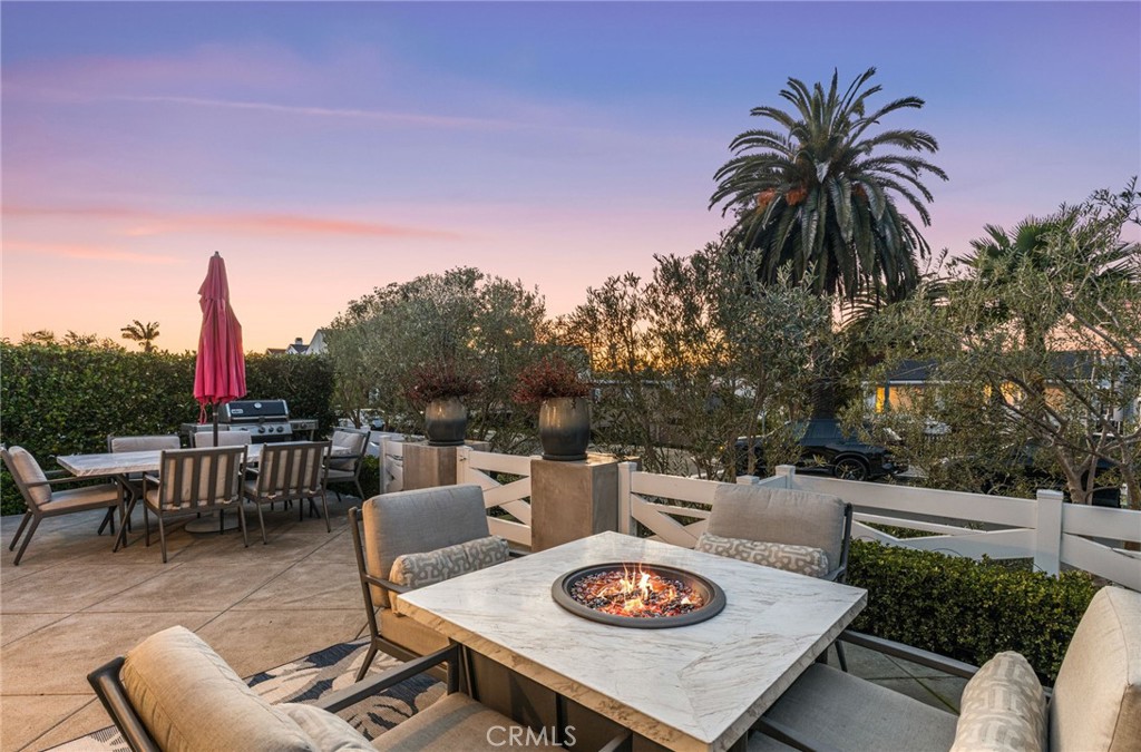 700 Jasmine Avenue