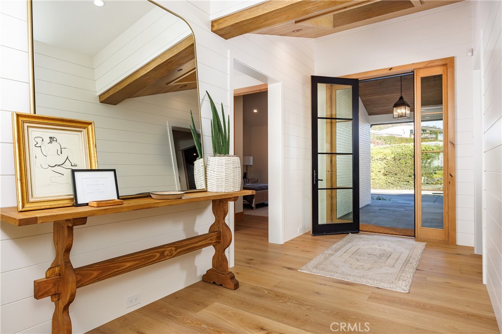 Irvine Terrace (IRVT) - Residential