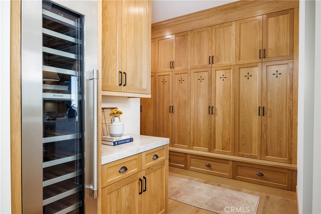 Irvine Terrace (IRVT) - Residential